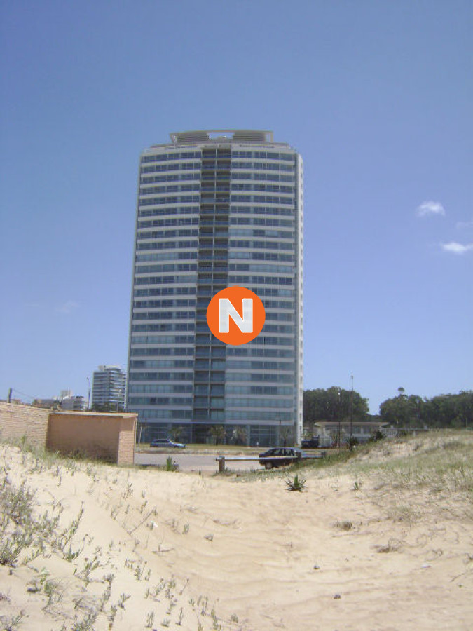Apartamento Ref.203276 - Apartamento en Alquiler, Brava, Punta del Este, 3 Dormitorios.