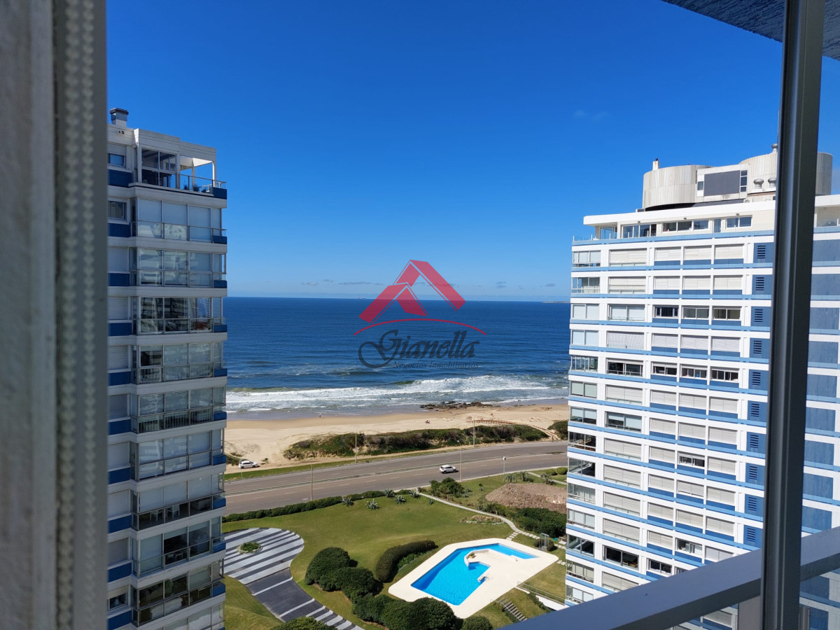 Apartamento ID.2062 - Apartamento de 3 suite y dependencia en VENTA Playa Brava