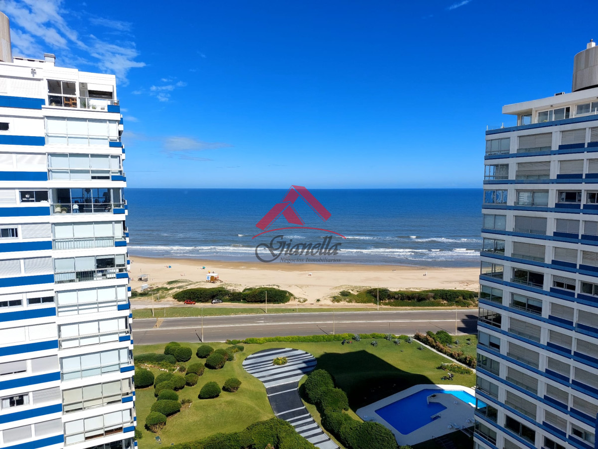 Apartamento ID.2062 - Apartamento de 3 suite y dependencia en VENTA Playa Brava