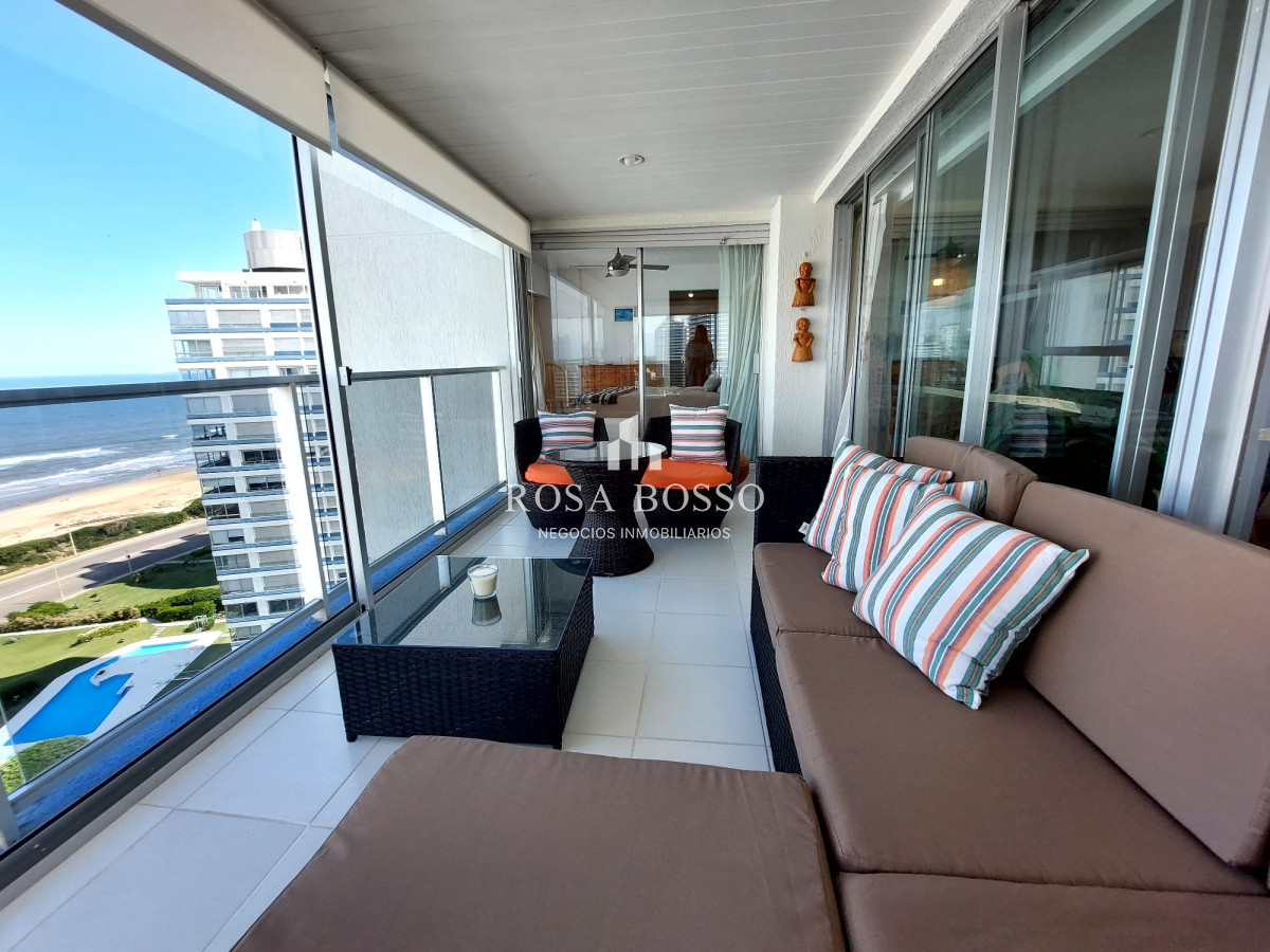 Apartamento ID.9533 - Apartamento de 3 suite y dependencia en VENTA Playa Brava