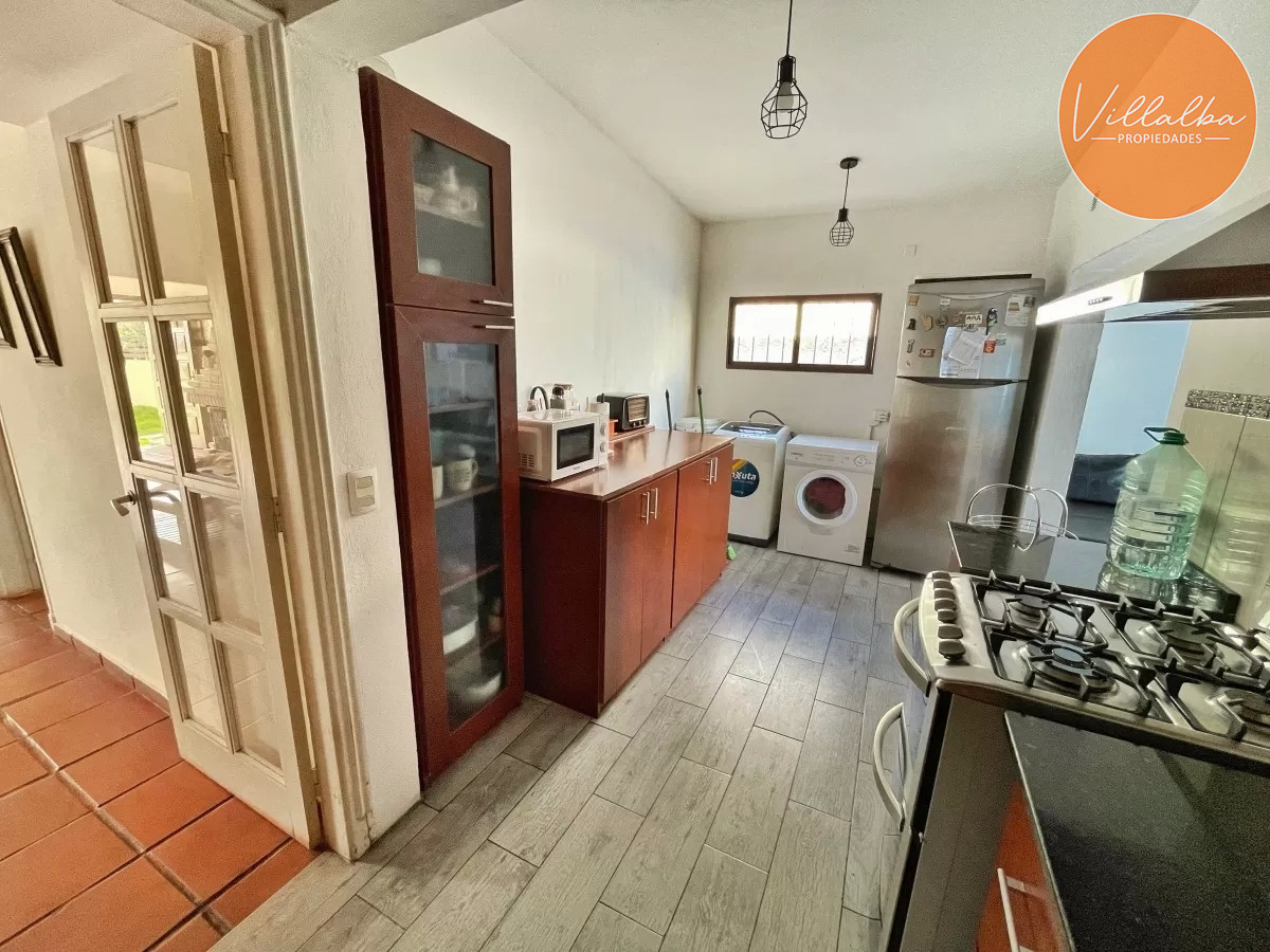 Apartamento ID.3544 - Casa en Venta de 3 dormitorios APTA PARA BANCO, Maldonado