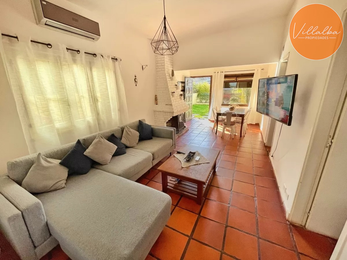 Apartamento ID.3544 - Casa en Venta de 3 dormitorios APTA PARA BANCO, Maldonado