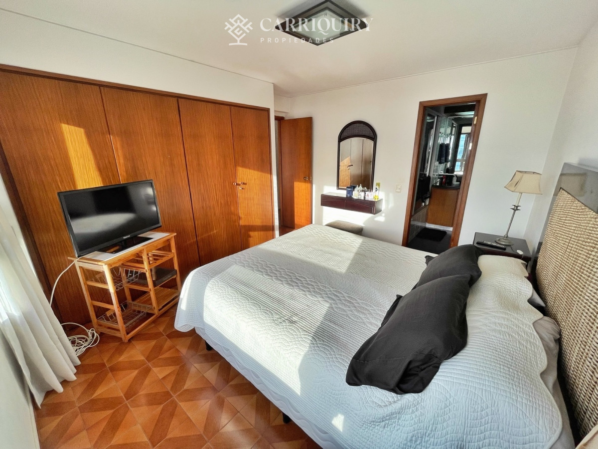 Apartamento ID.8168/Moderno-Apartamento-Penthouse-con-Parrillero-en-torre-One,-Playa-Brava-Punta-del-Este - Apartamento en Punta del Este, Península