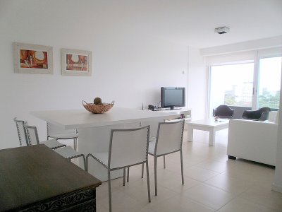 Alquiler temporario de apartamento de 3 dormitorios en zona Enjoy