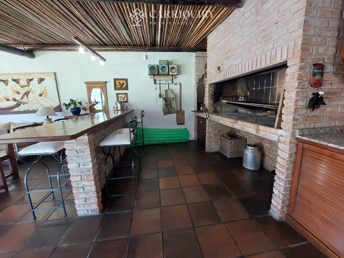 Casa ID.8169 - Casa en Venta y Alquiler Temporario en Parada 25 de Mansa