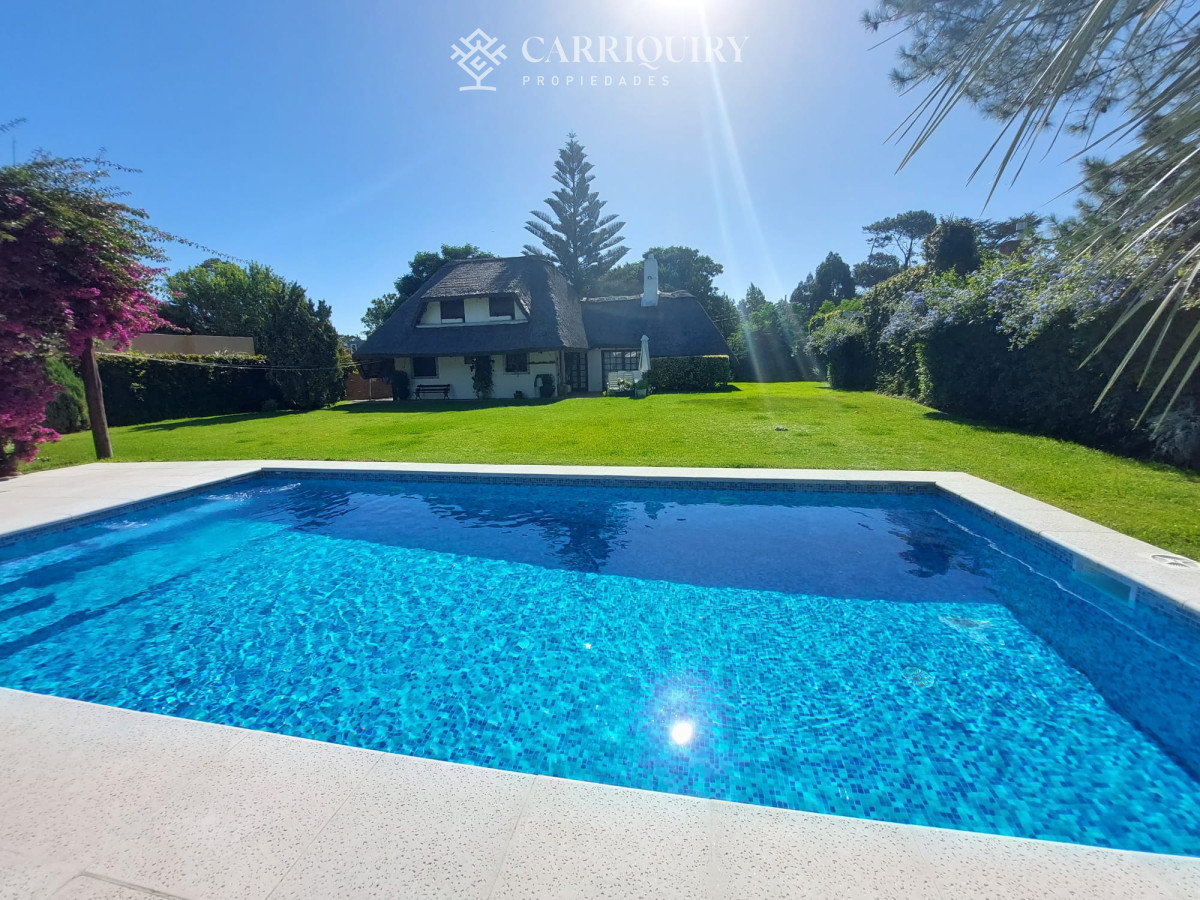 Casa ID.8169 - Casa en Venta y Alquiler Temporario en Parada 25 de Mansa