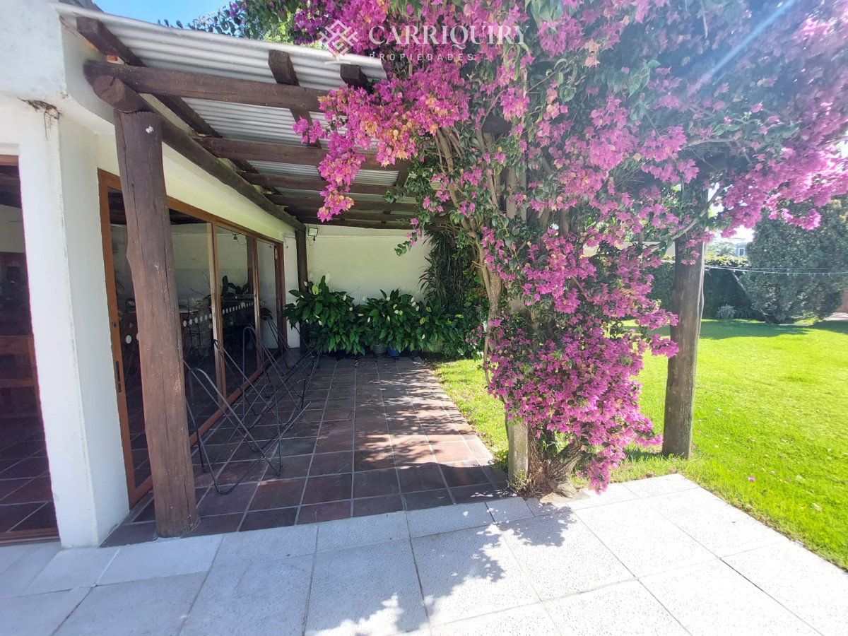 Casa ID.8169 - Casa en Venta y Alquiler Temporario en Parada 25 de Mansa