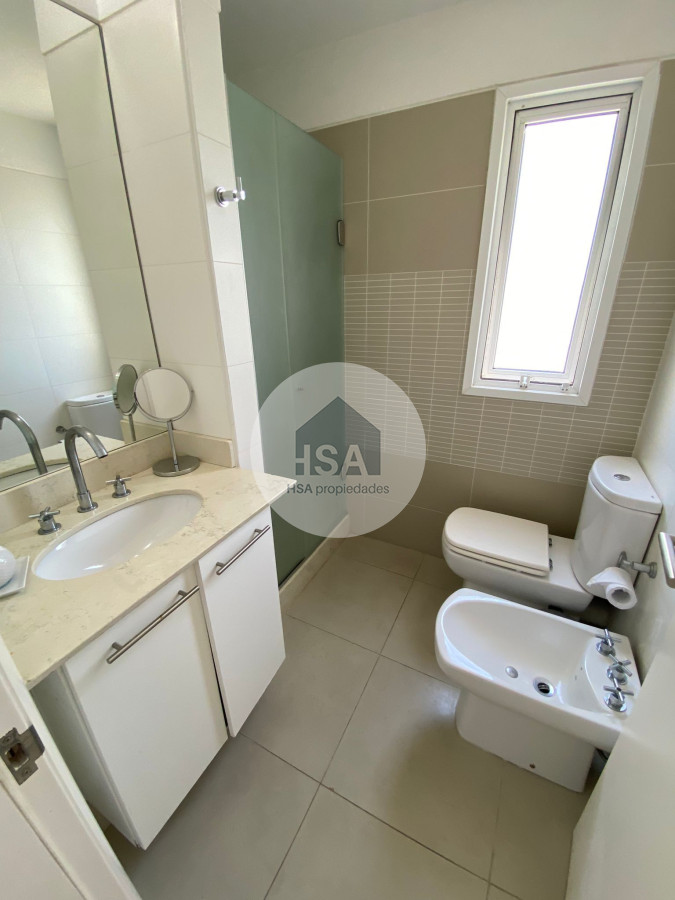 Apartamento ID.547 - Apartamento en venta de dos dormitorios en Avda  Roosevelt