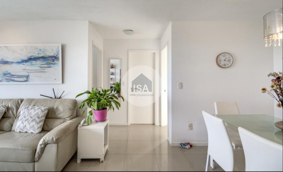 Apartamento ID.547 - Apartamento en venta de dos dormitorios en Avda  Roosevelt
