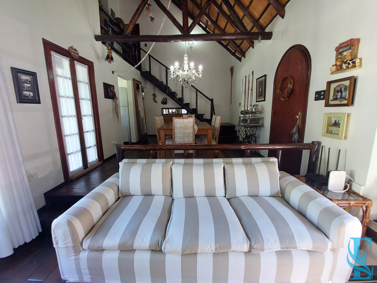 Casa ID.695 - Casa en Venta y Alquiler Temporario en Parada 25 de Mansa