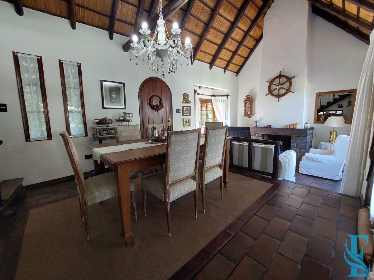 Casa ID.695 - Casa en Venta y Alquiler Temporario en Parada 25 de Mansa