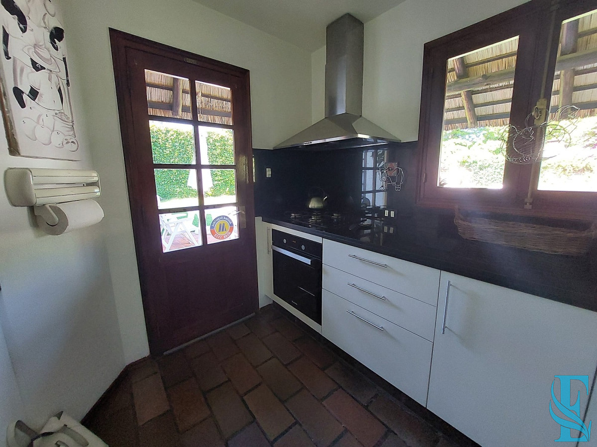 Casa ID.695 - Casa en Venta y Alquiler Temporario en Parada 25 de Mansa