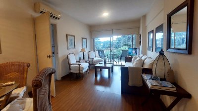 Apartamento en Alquiler Anual, en Mansa de 1 dormitorio