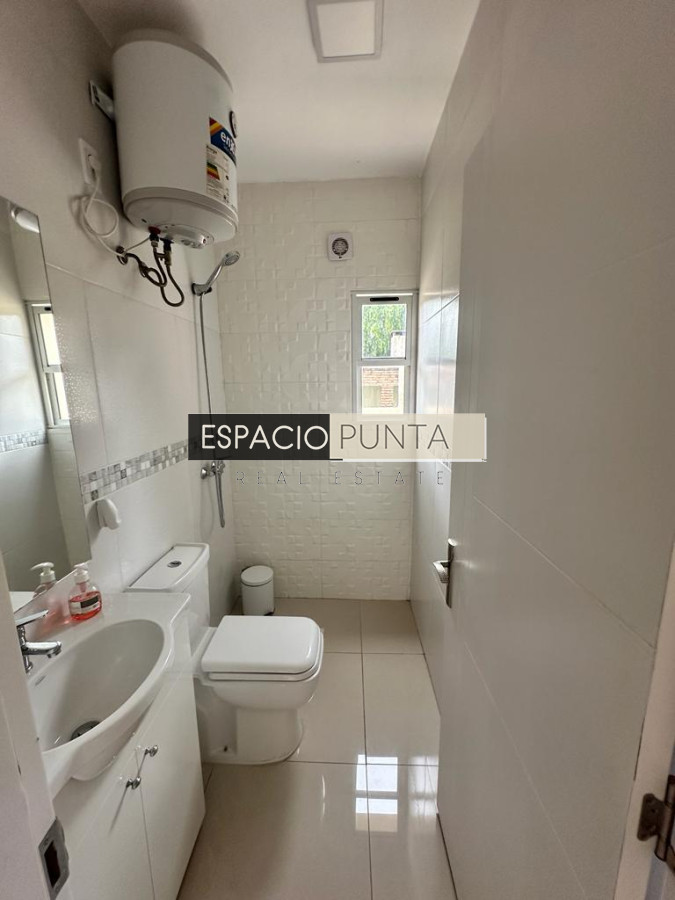 Casa ID.4755 - Casa en alquiler de Verano 3 dormitorios y dependencia en Pinares
