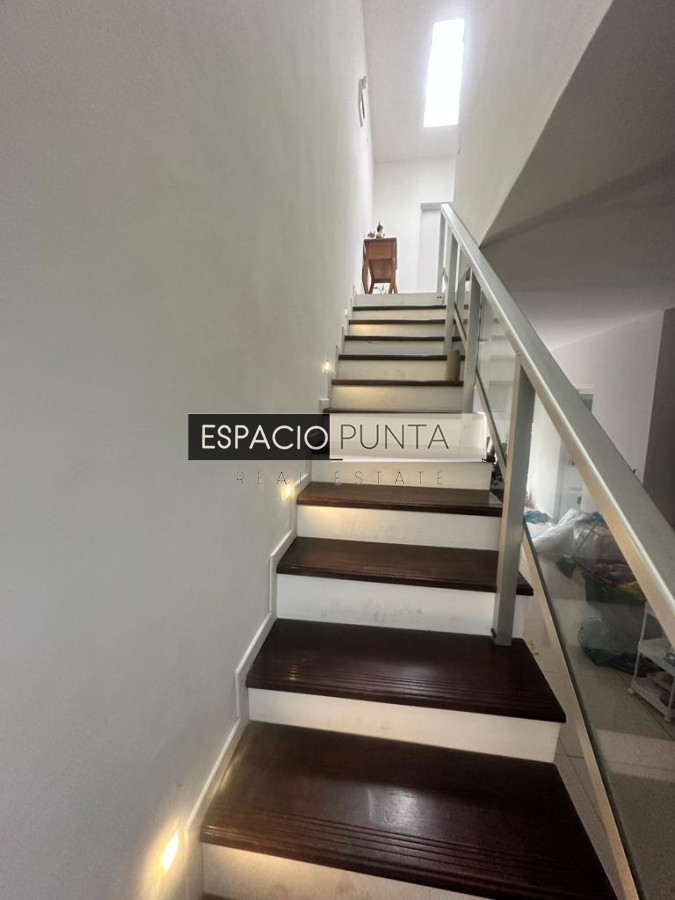 Casa ID.4755 - Casa en alquiler de Verano 3 dormitorios y dependencia en Pinares