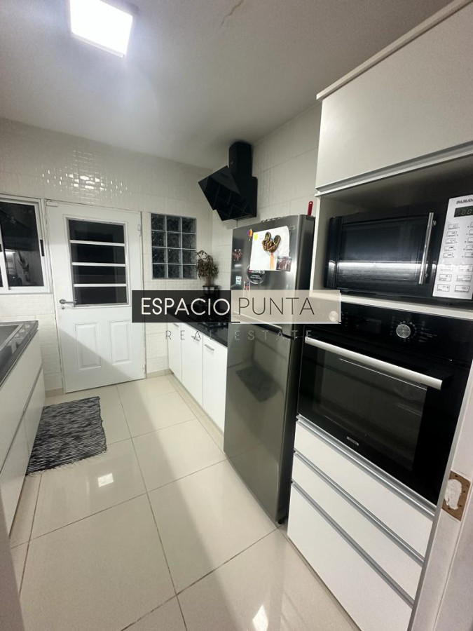 Casa ID.4755 - Casa en alquiler de Verano 3 dormitorios y dependencia en Pinares