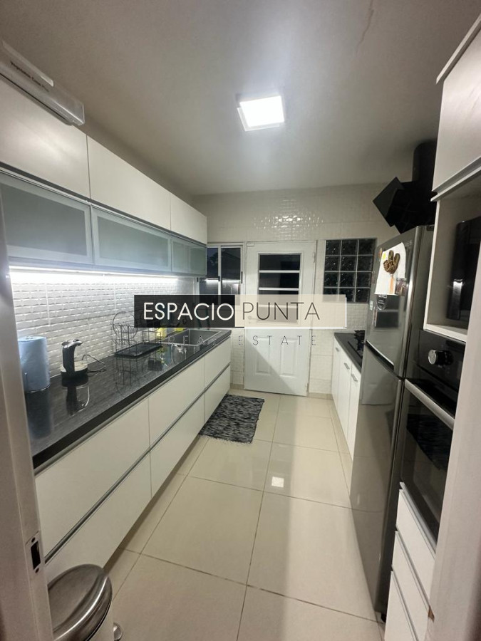 Casa ID.4755 - Casa en alquiler de Verano 3 dormitorios y dependencia en Pinares