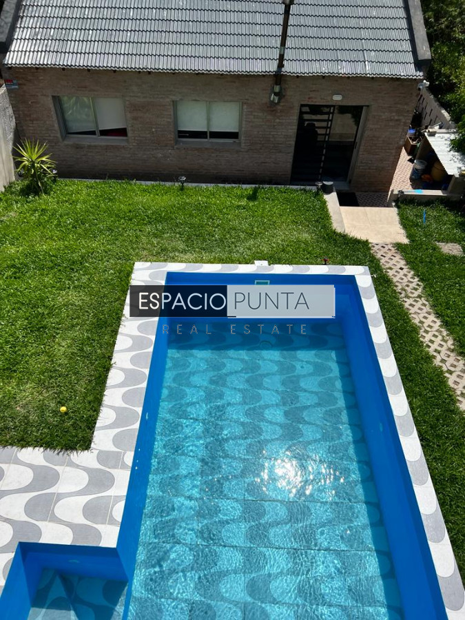 Casa ID.4755 - Casa en alquiler de Verano 3 dormitorios y dependencia en Pinares