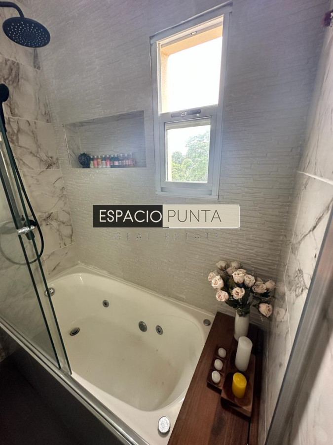 Casa ID.4755 - Casa en alquiler de Verano 3 dormitorios y dependencia en Pinares