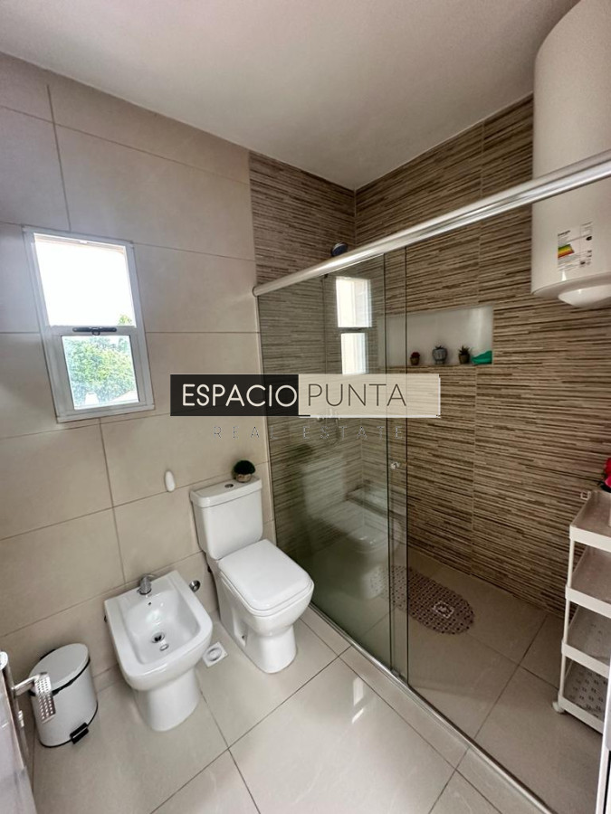 Casa ID.4755 - Casa en alquiler de Verano 3 dormitorios y dependencia en Pinares