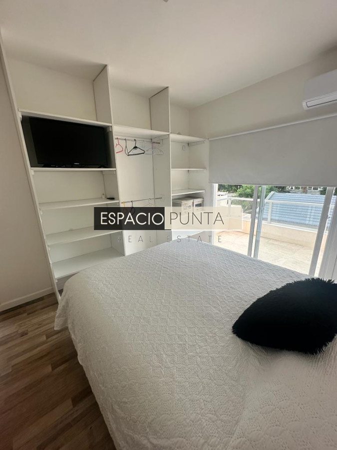 Casa ID.4755 - Casa en alquiler de Verano 3 dormitorios y dependencia en Pinares