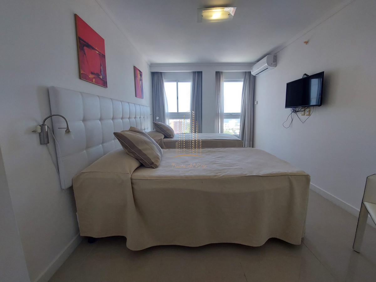 Apartamento ID.395 - Venta apartamento Premium 3 dormitorios en suite en Playa Mansa, Punta del Este
