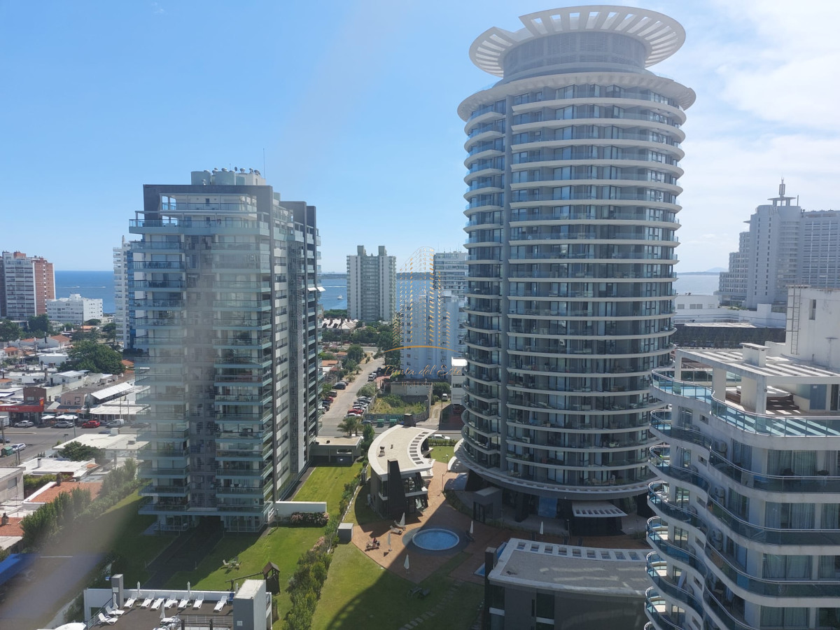 Apartamento ID.1037 - Apartamento en alquiler de Temporada 3 dormitorios