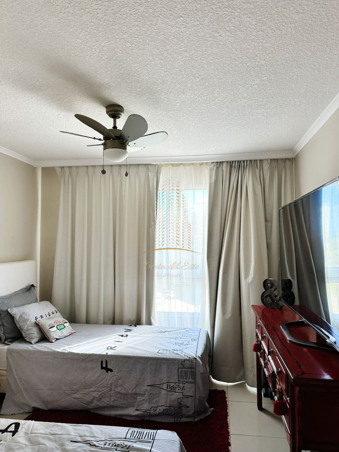 Apartamento ID.391 - Amplio apartamento en Venta de 3 dormitorios y dependencia en Roosevelt, Punta del Este