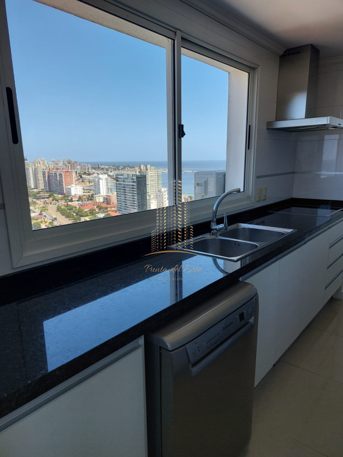 Apartamento ID.395 - Venta apartamento Premium 3 dormitorios en suite en Playa Mansa, Punta del Este