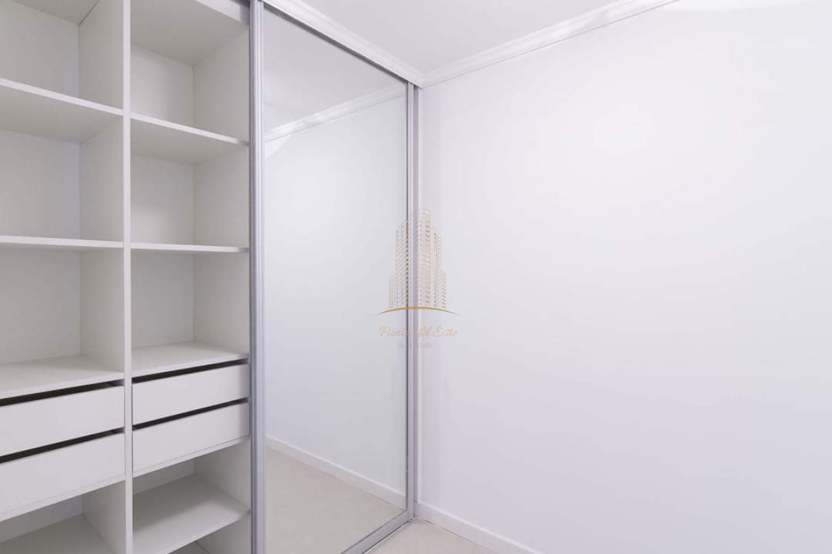 Apartamento ID.389 - Apartamento en venta dos dormitorios en Mansa, Punta del Este