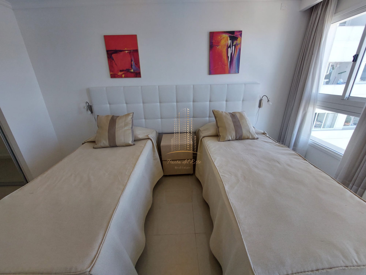 Apartamento ID.395 - Venta apartamento Premium 3 dormitorios en suite en Playa Mansa, Punta del Este