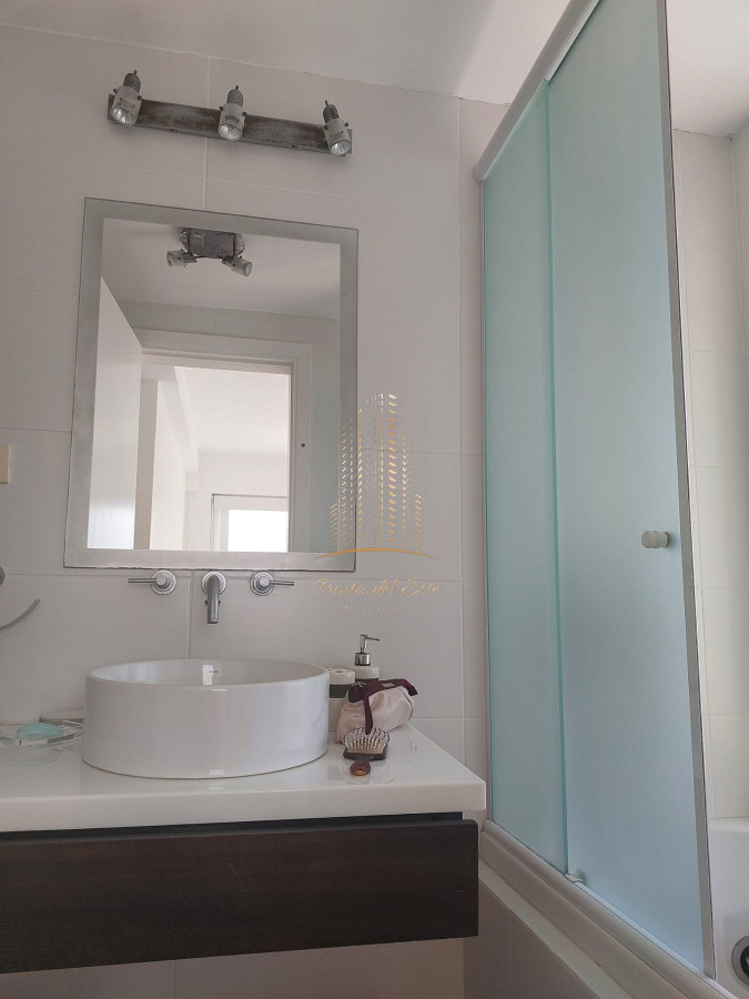 Apartamento ID.1037 - Apartamento en alquiler de Temporada 3 dormitorios