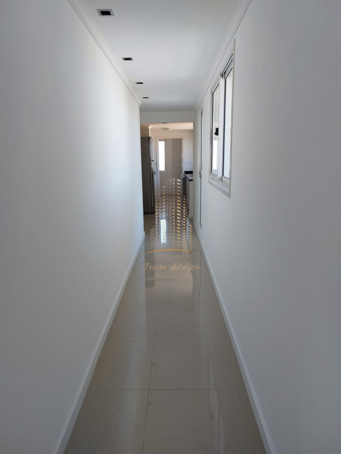 Apartamento ID.395 - Venta apartamento Premium 3 dormitorios en suite en Playa Mansa, Punta del Este