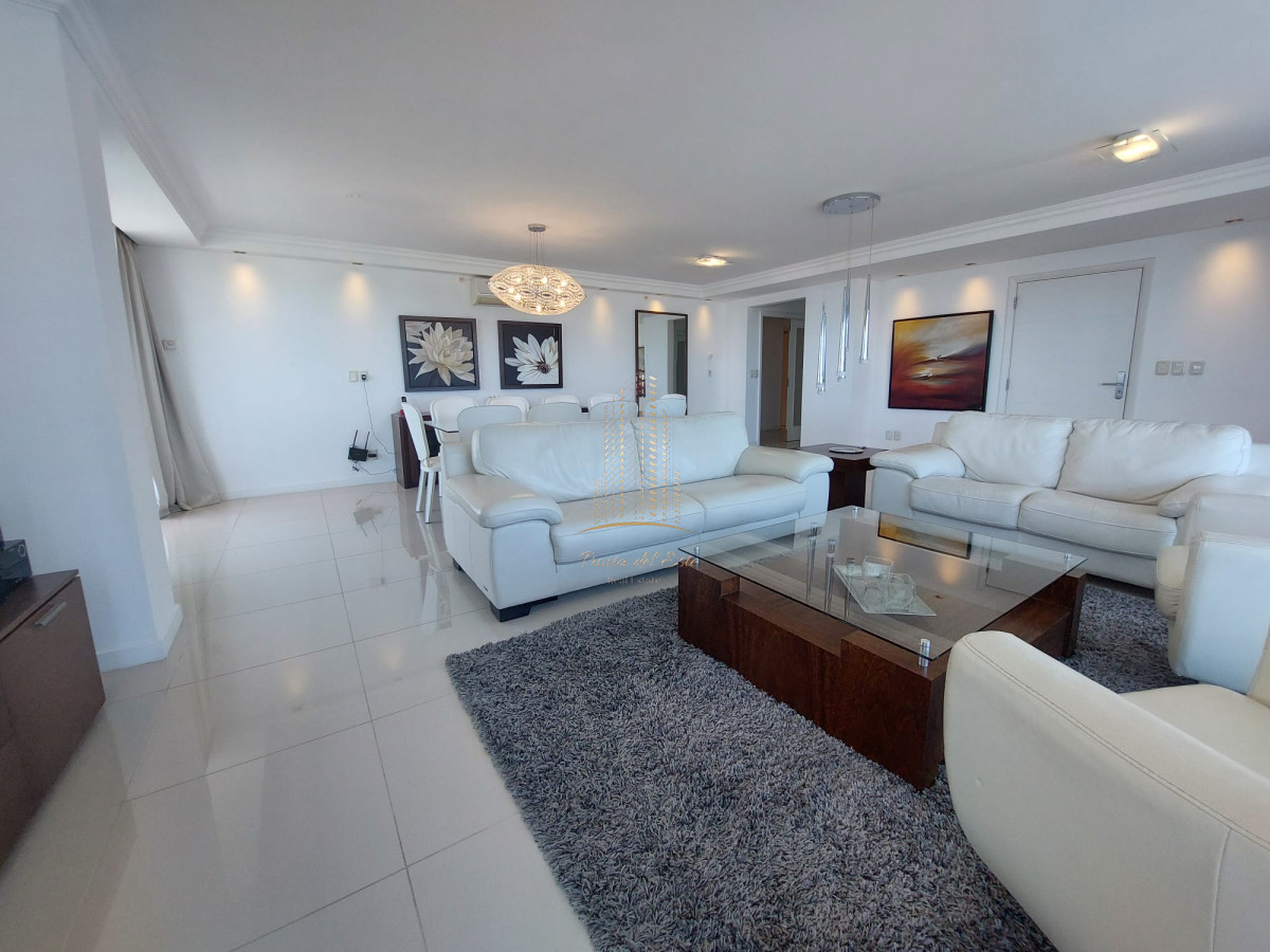 Apartamento ID.395 - Venta apartamento Premium 3 dormitorios en suite en Playa Mansa, Punta del Este