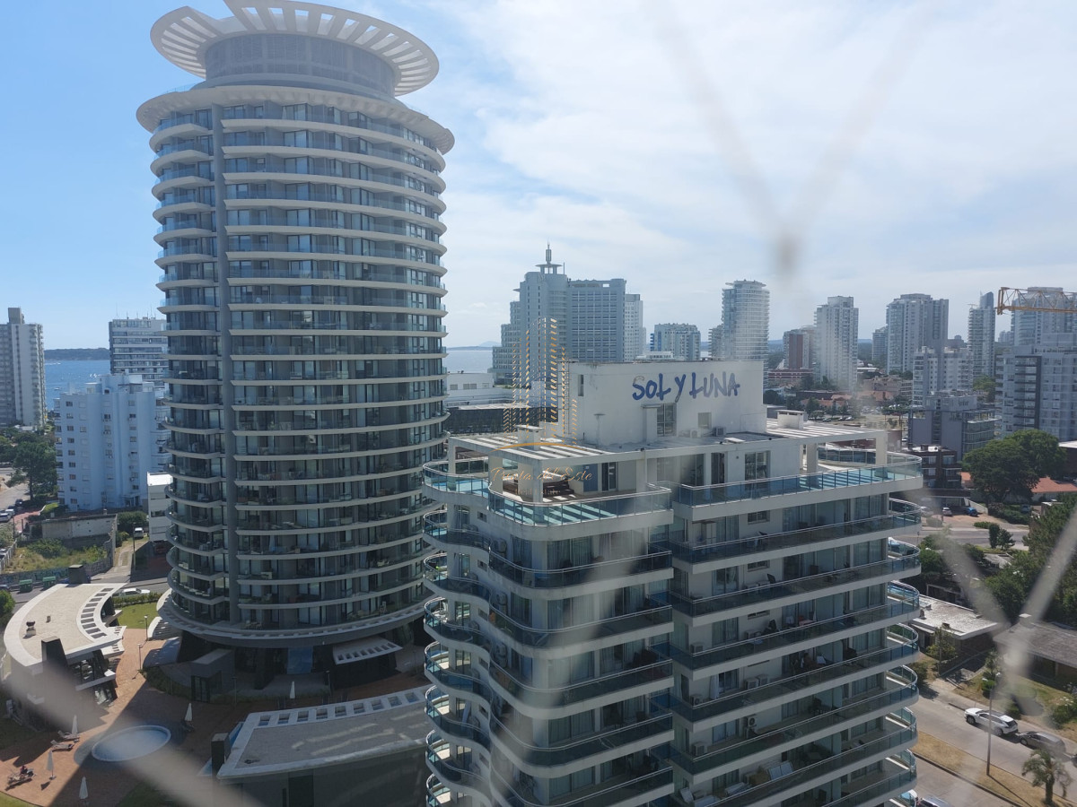 Apartamento ID.1037 - Apartamento en alquiler de Temporada 3 dormitorios