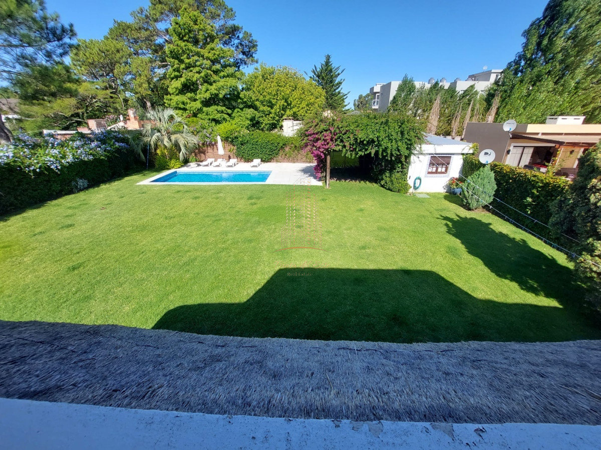 Casa ID.396 - Casa en Venta y Alquiler Temporario en Parada 25 de Mansa, Punta del Este