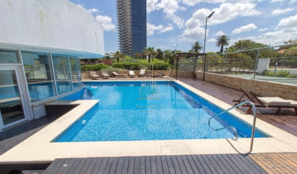 Apartamento ID.389 - Apartamento en venta dos dormitorios en Mansa, Punta del Este