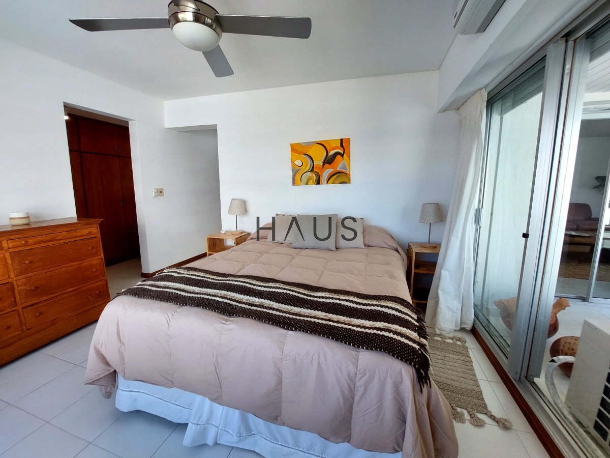 Apartamento ID.423 - Apartamento de 3 suite y dependencia en VENTA Playa Brava