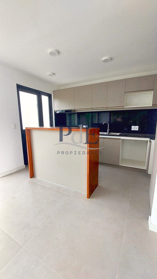 Casa en Pinares, Punta del Este. 3 dormitorios, terreno de 350 m² - Imagen 9