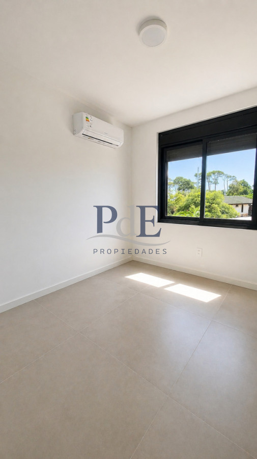 Casa en Pinares, Punta del Este. 3 dormitorios, terreno de 350 m² - Imagen 25