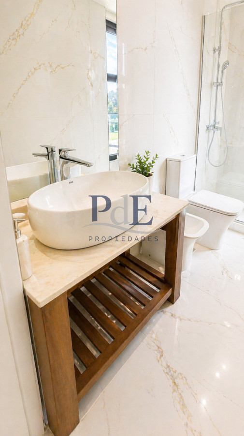 Casa en Pinares, Punta del Este. 3 dormitorios, terreno de 350 m² - Imagen 21