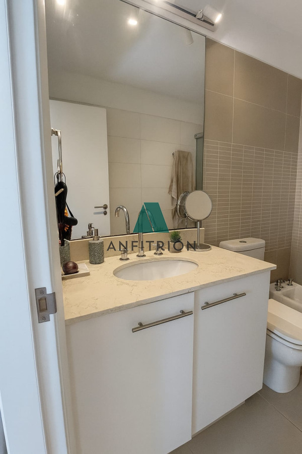 Apartamento ID.305 - Apartamento en venta de dos dormitorios en Avda  Roosevelt