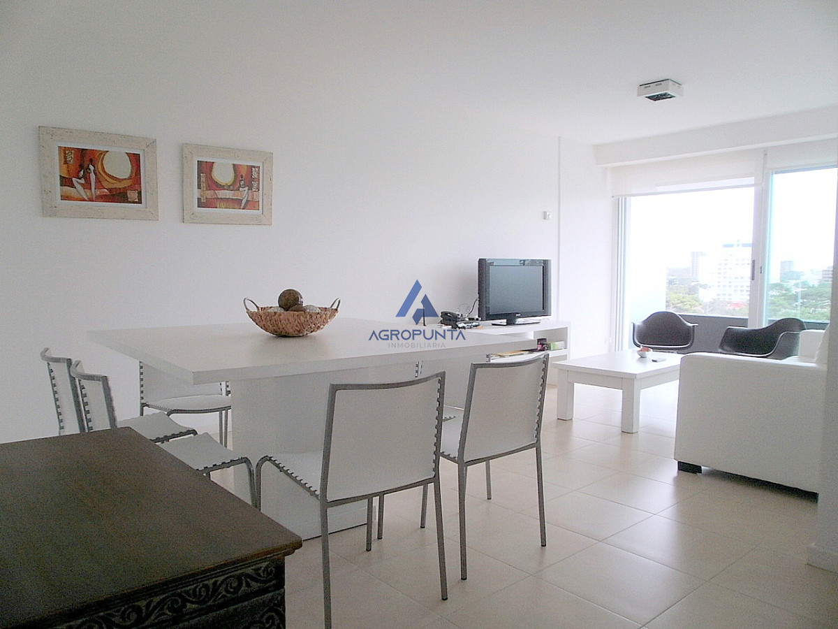 Boulevard Artigas - GoPunta - Portal Inmobiliario de Punta del Este - Maldonado