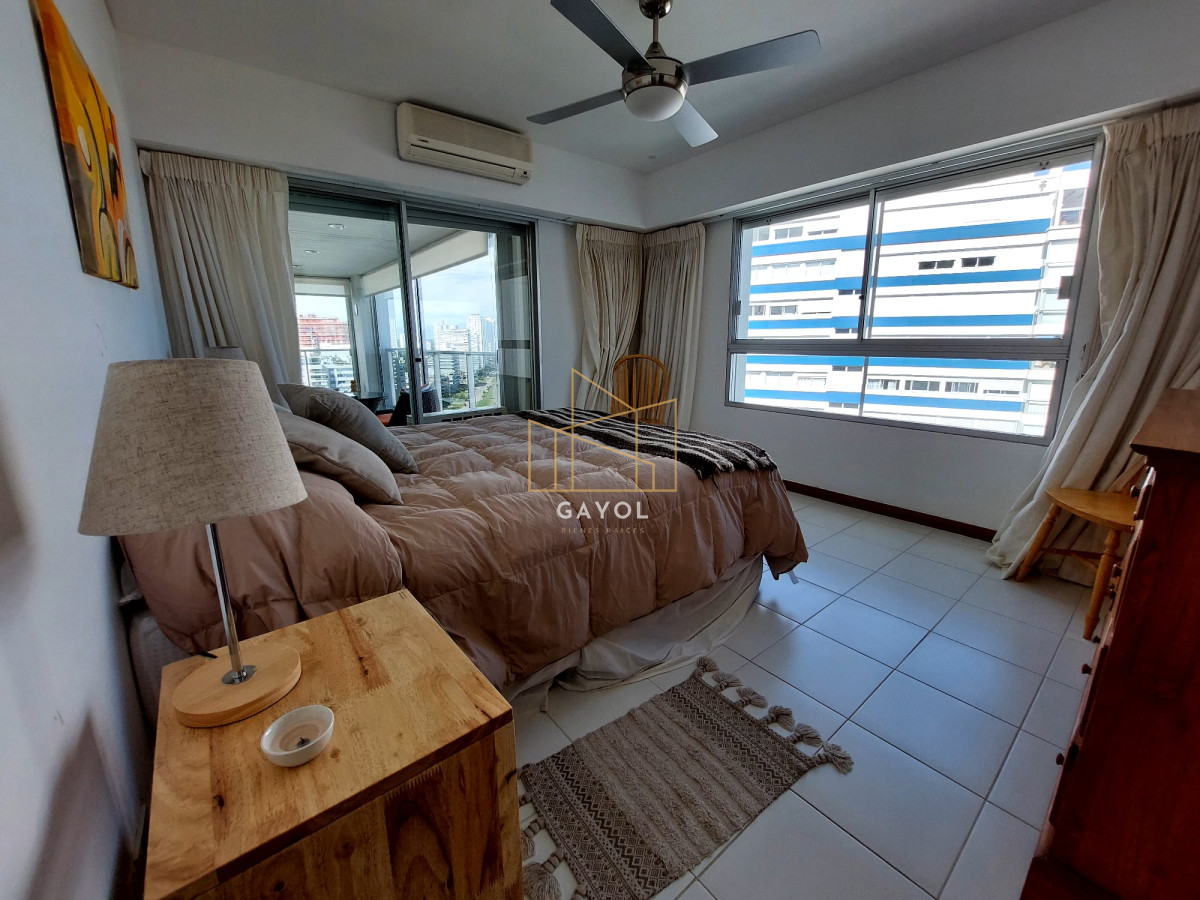 Apartamento ID.438 - Apartamento de 3 suite y dependencia en VENTA Playa Brava