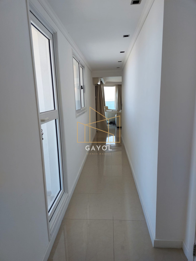 Apartamento ID.203 - Venta apartamento Premium 3 dormitorios en suite en Playa Mansa