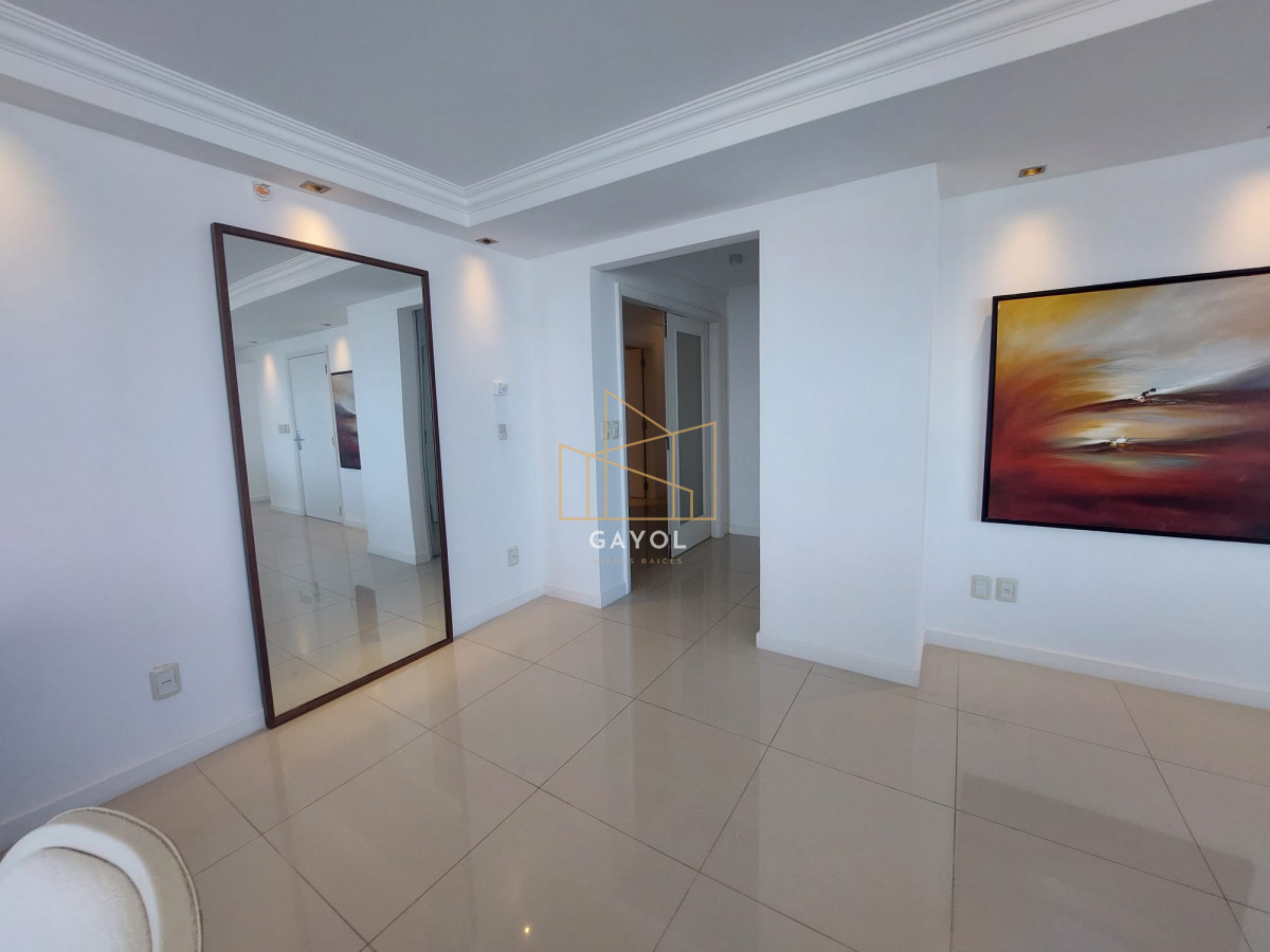 Apartamento ID.203 - Venta apartamento Premium 3 dormitorios en suite en Playa Mansa