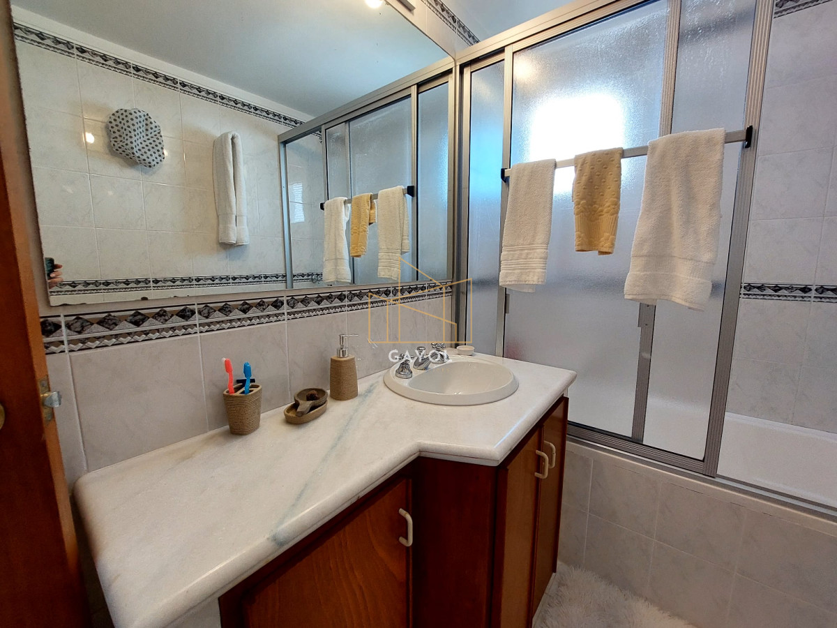 Apartamento ID.438 - Apartamento de 3 suite y dependencia en VENTA Playa Brava