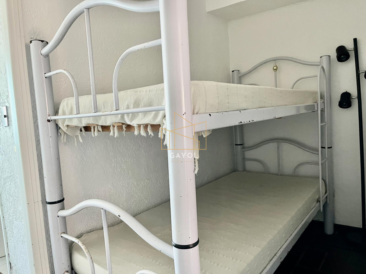 Apartamento ID.301 - Apartamento de 2 dormitorios frente a la Brava 