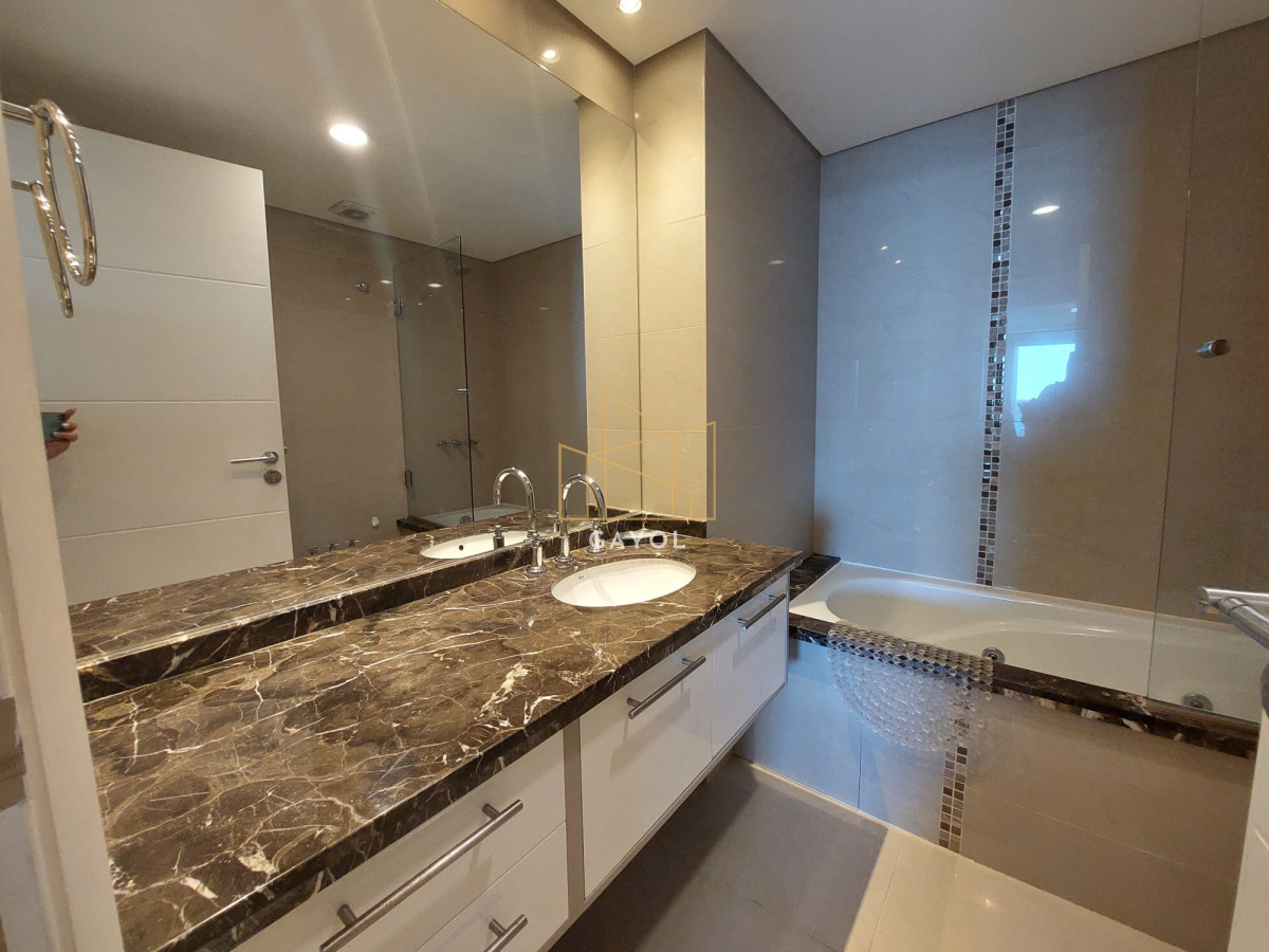 Apartamento ID.203 - Venta apartamento Premium 3 dormitorios en suite en Playa Mansa