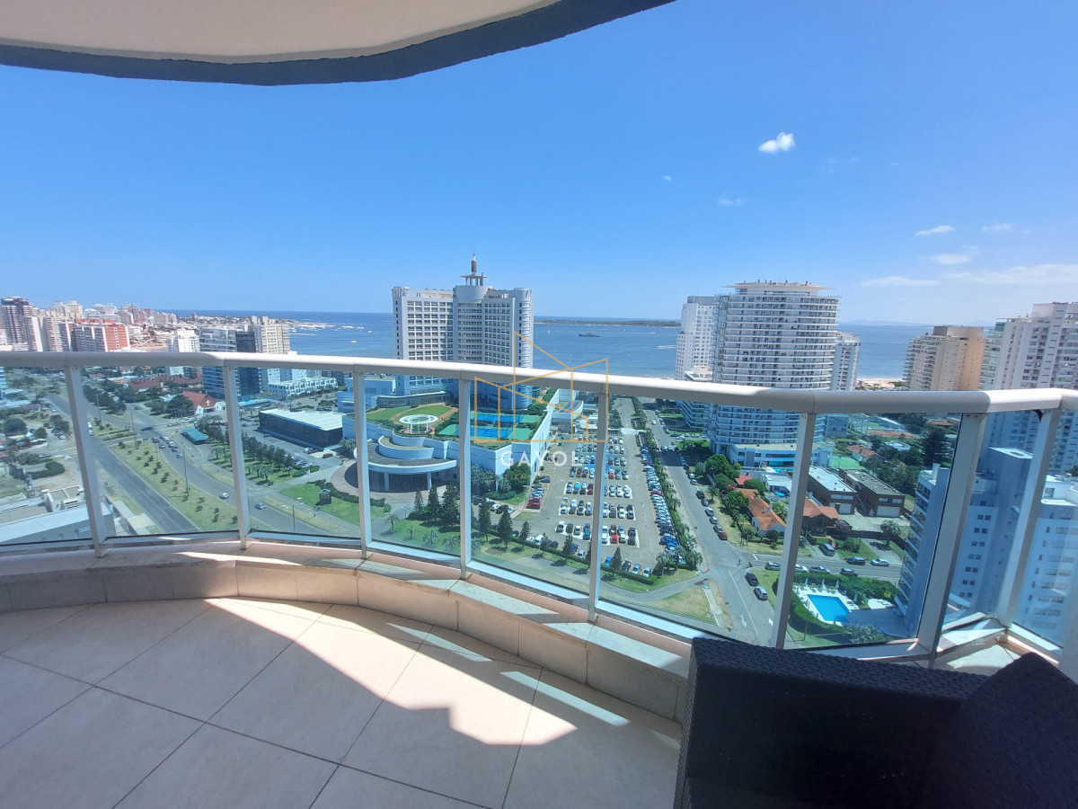 Apartamento ID.203 - Venta apartamento Premium 3 dormitorios en suite en Playa Mansa